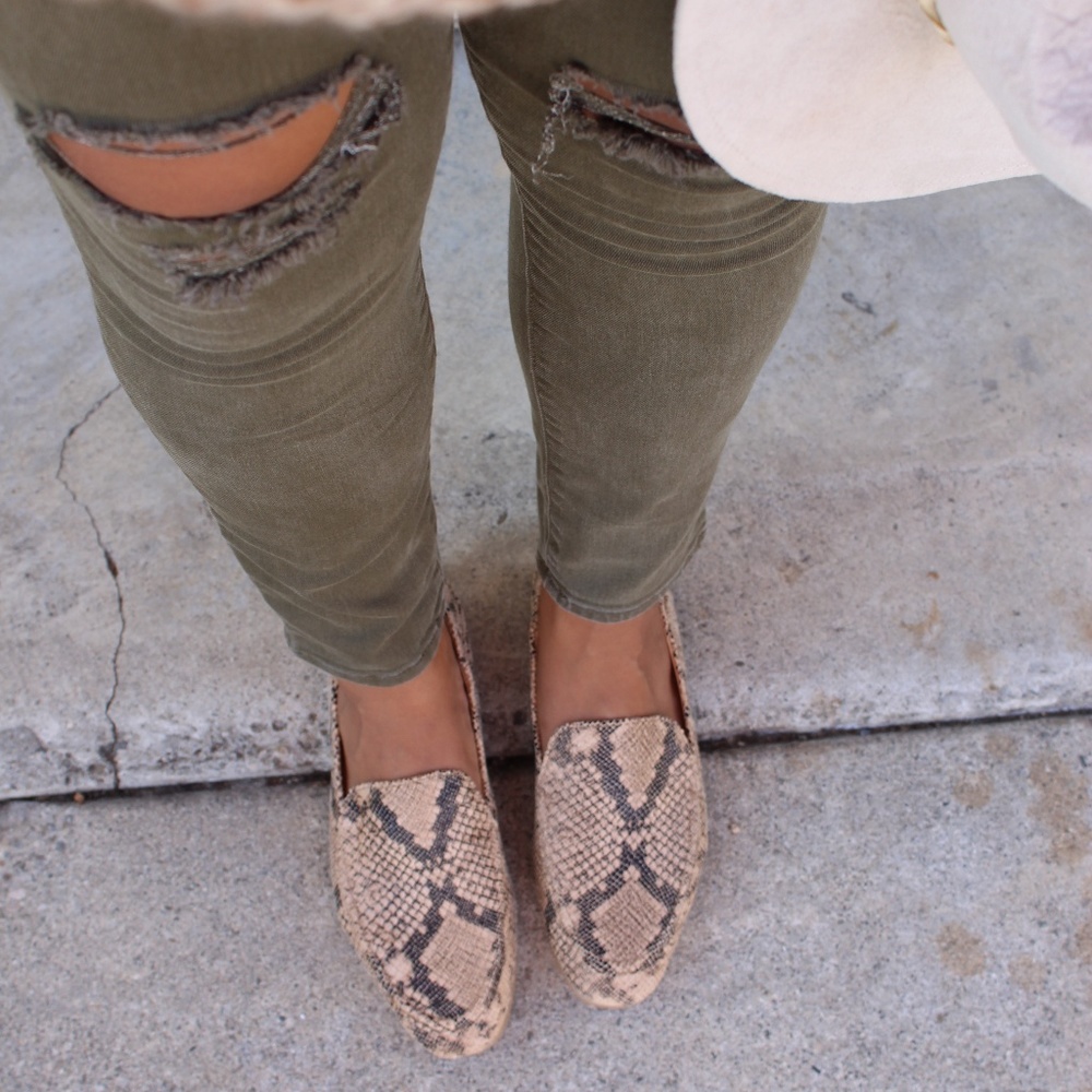 🚨LAST//Fall Favorite Collection//Snake print Flat - Picture 5 of 8